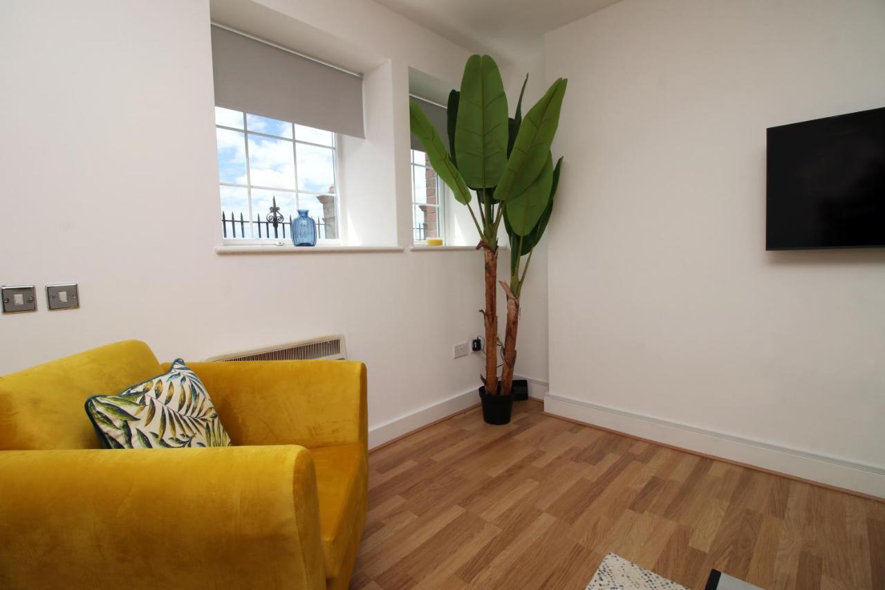 St Thomas Loft Views By Ssw - 2Br, Parking, Sleeps 4, Easy Access To City Centre, Marina, Beach And M4 Swansea Dış mekan fotoğraf