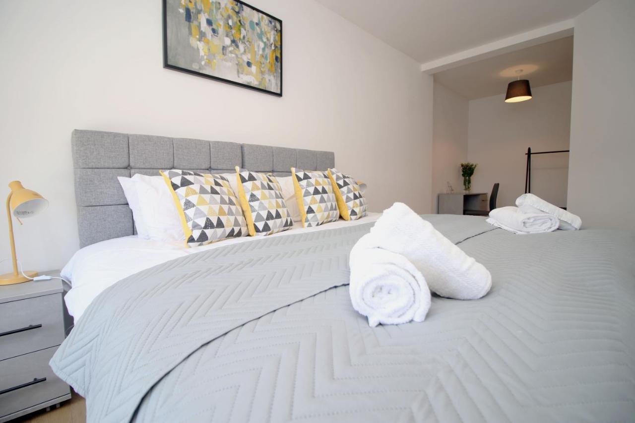 St Thomas Loft Views By Ssw - 2Br, Parking, Sleeps 4, Easy Access To City Centre, Marina, Beach And M4 Swansea Dış mekan fotoğraf