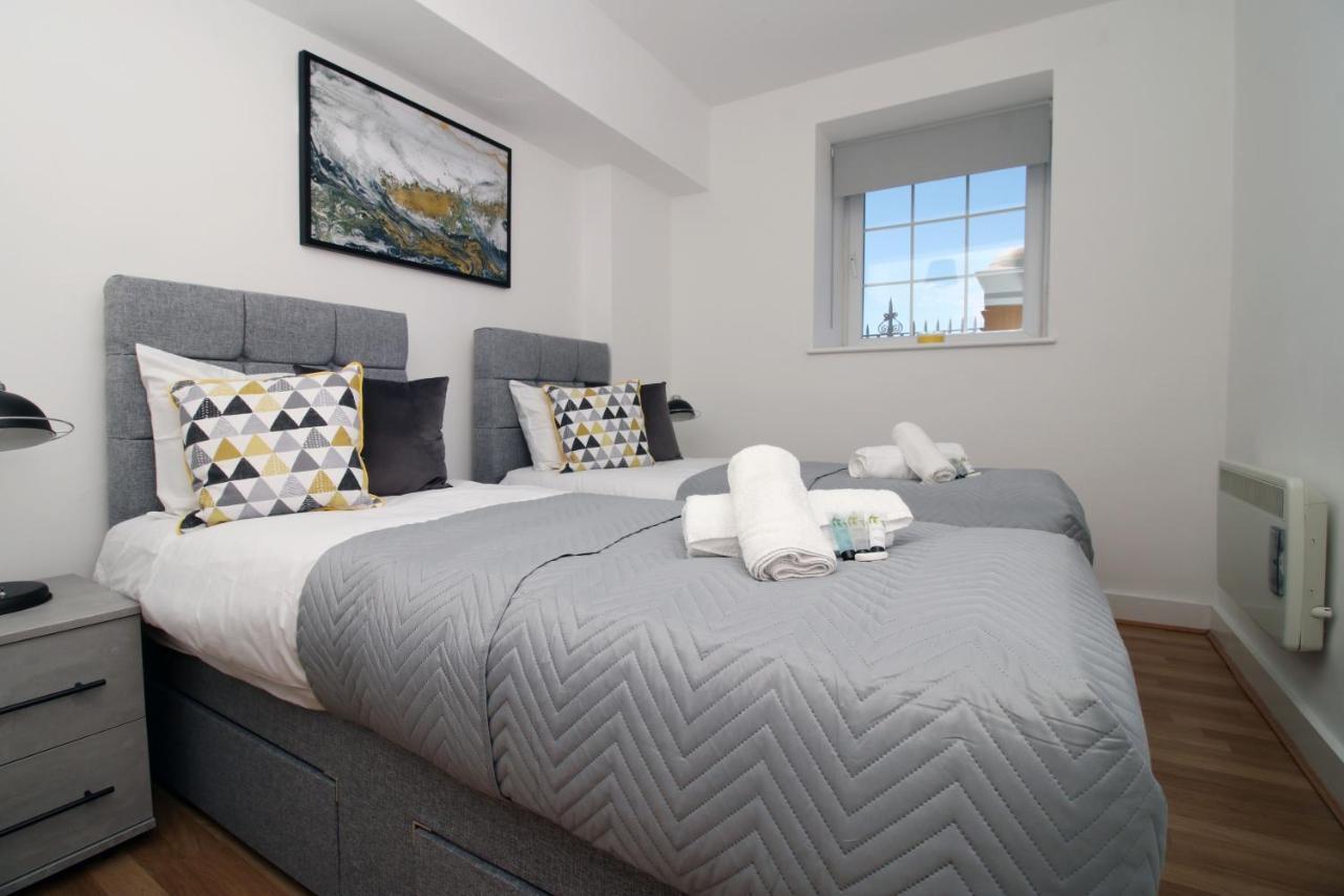 St Thomas Loft Views By Ssw - 2Br, Parking, Sleeps 4, Easy Access To City Centre, Marina, Beach And M4 Swansea Dış mekan fotoğraf