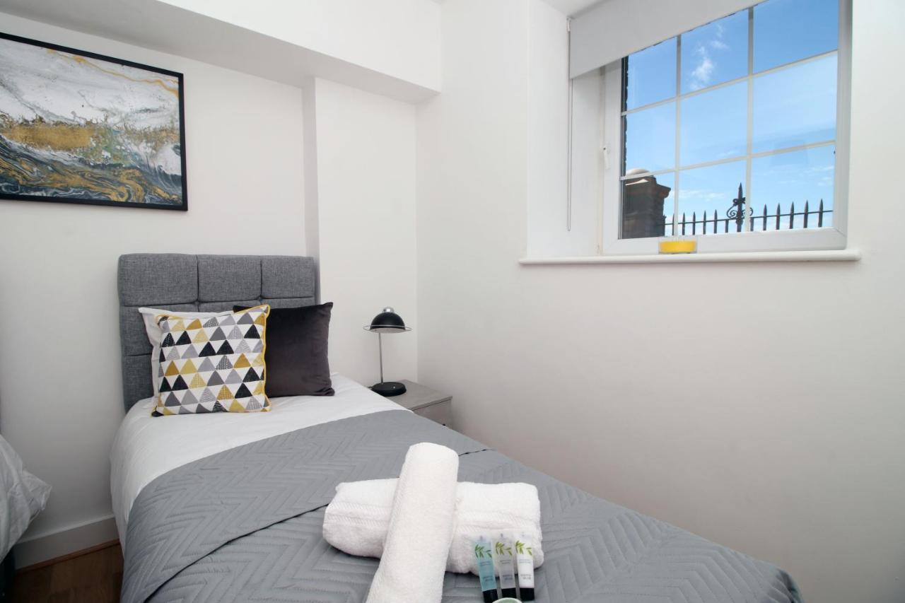 St Thomas Loft Views By Ssw - 2Br, Parking, Sleeps 4, Easy Access To City Centre, Marina, Beach And M4 Swansea Dış mekan fotoğraf